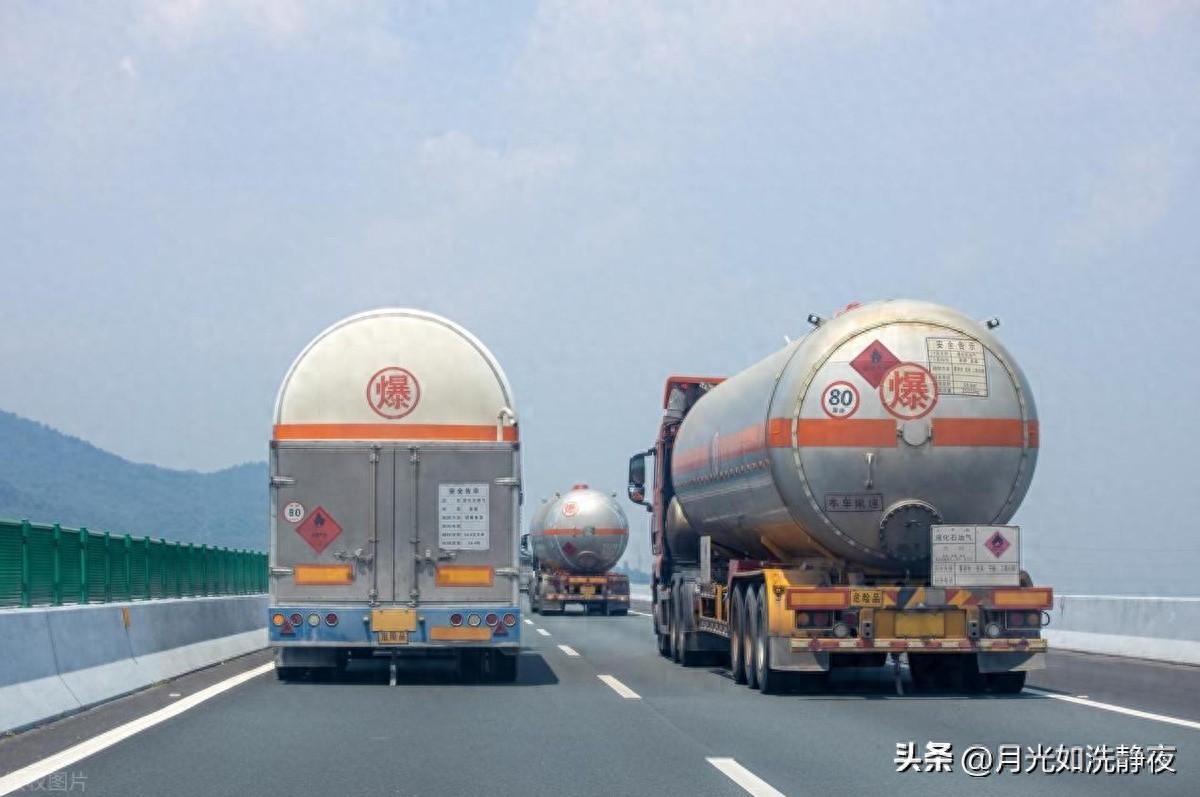 危化品車禁行區(qū)域_?；愤\輸車限行通知_限行