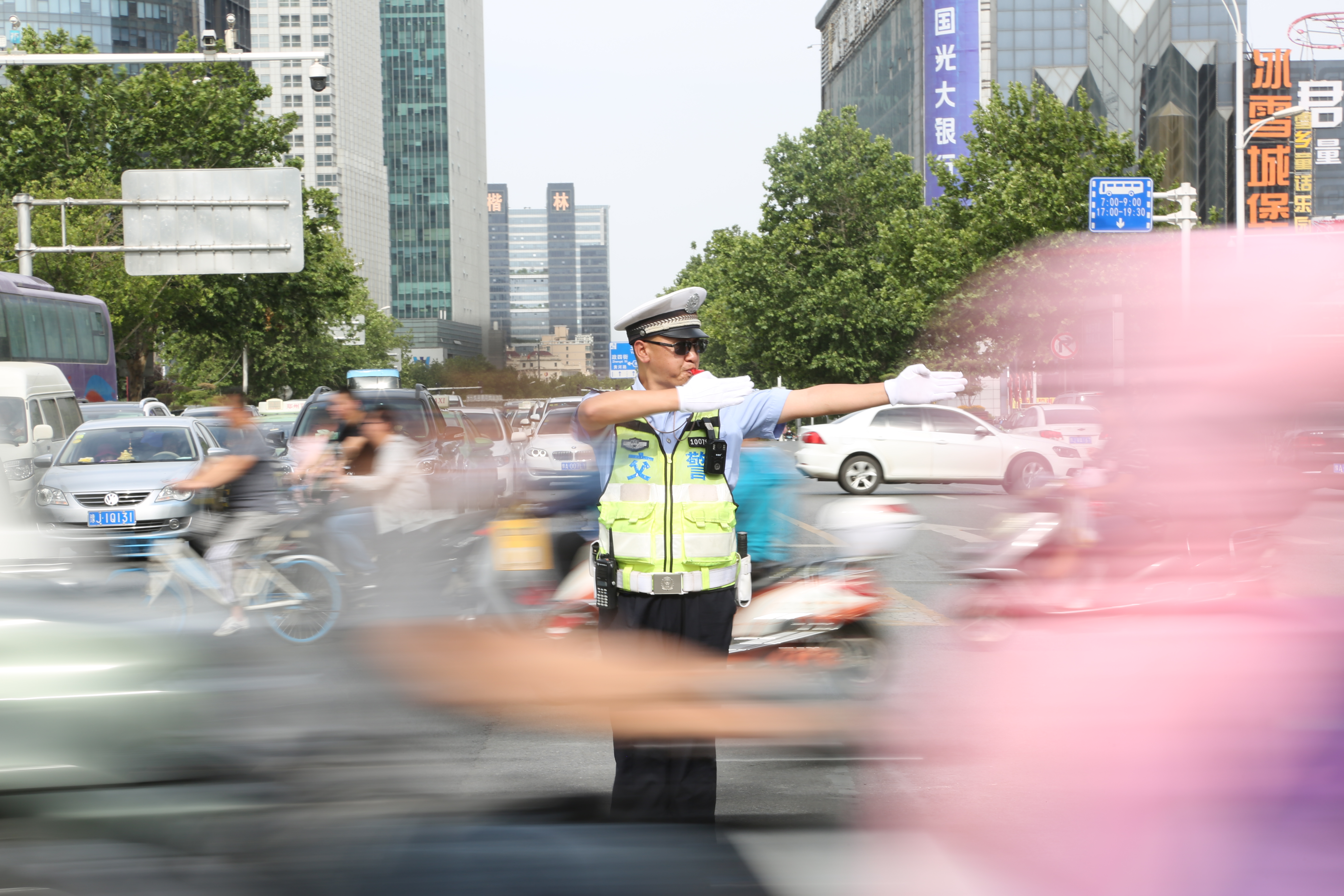 出行提示_ 2025年端午節(jié)鄭州交通管控 _